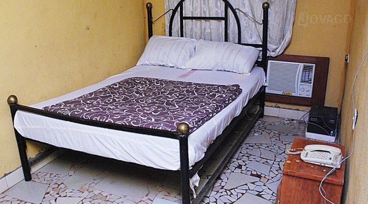 Adesuwa Royal Guest House (Ipaja)