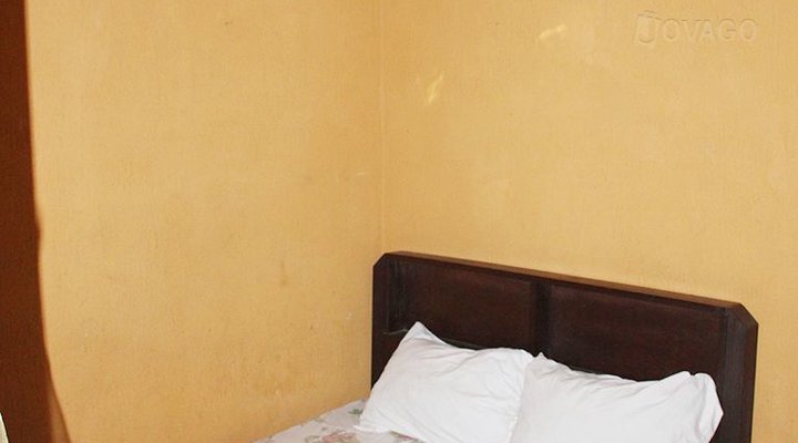 Adesuwa Royal Guest House (Abule Egba)