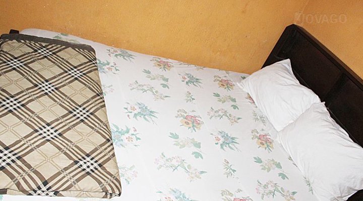 Adesuwa Royal Guest House (Abule Egba)