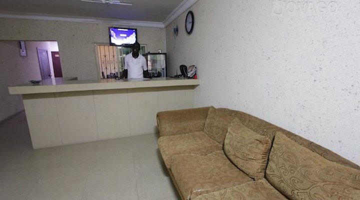 De Mainbowl Hotel and Suites