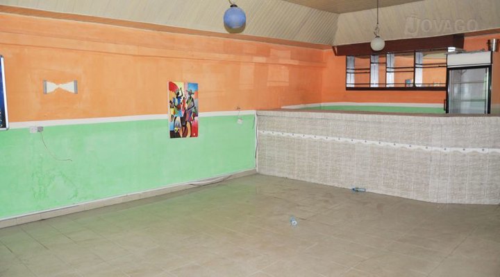De Reggys Hotel & Suites