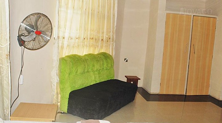 Exteem suites and Bar