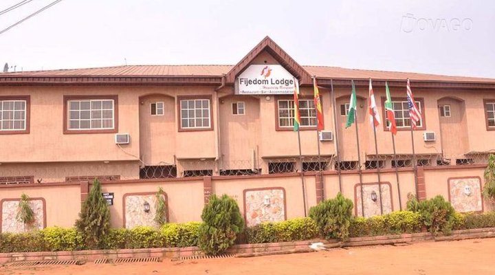 Fijedom Hotel & Suites