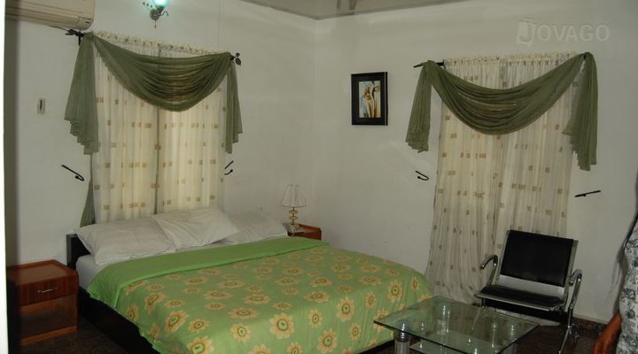 Ixora Suite Hotel