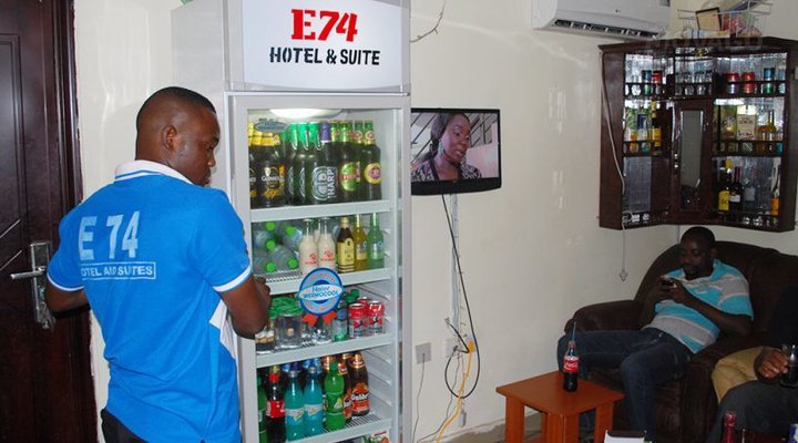 E 74 Hotel and Suite