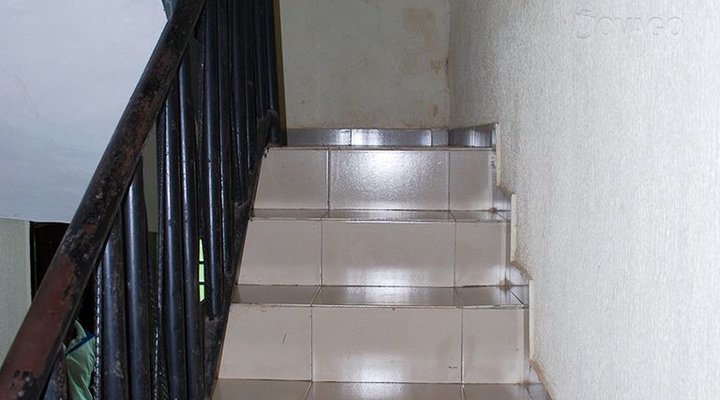 E 74 Hotel and Suite