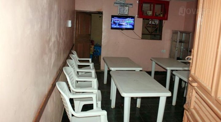 Exquisite Gold Hotel