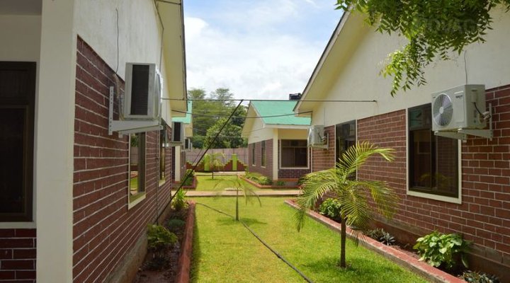 Twiga Lodge & Campsite