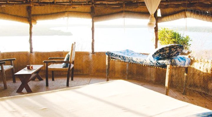 Mike's Camp Kiwayu Island
