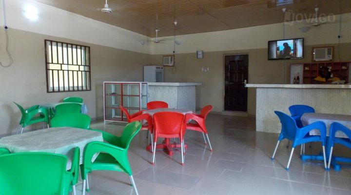 Afrique Continental Hotel Aluu 2