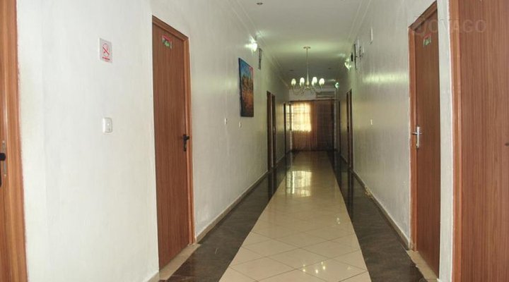 Celebrity Hotel, Yenagoa