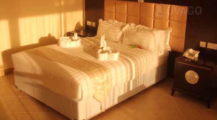 Landmark Beach Resort And Conference Centre