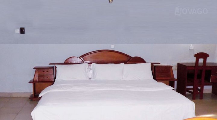Amir Suites
