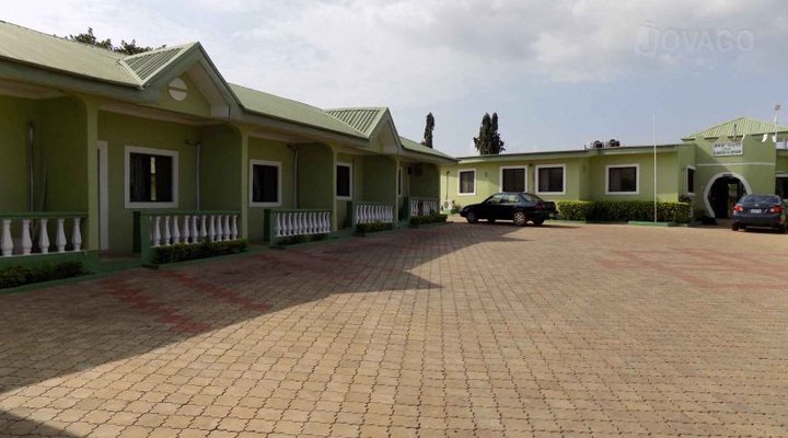 Amir Suites