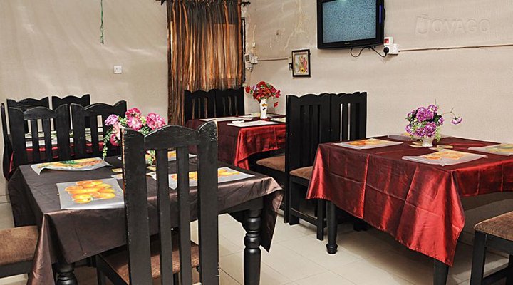 Golden Kings Apartment Hotel