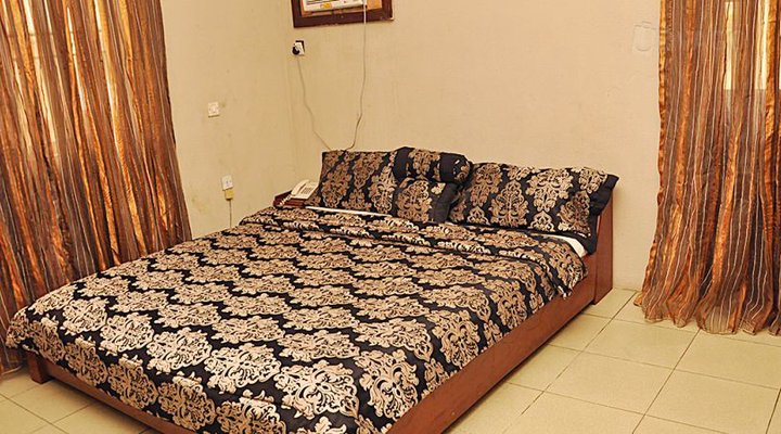 Golden Kings Apartment Hotel