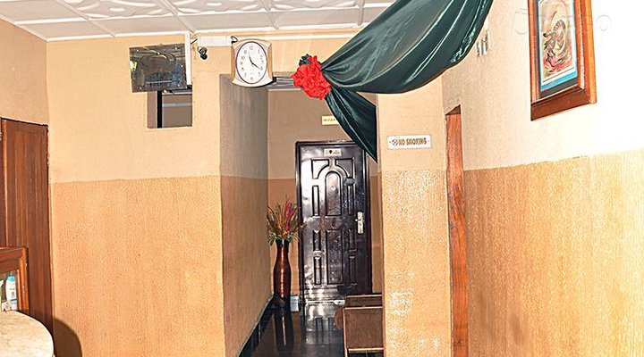 Golden Kings Apartment Hotel