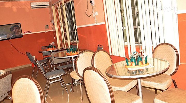 Segosh Hotel & Suite