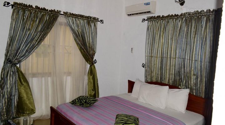 Angellyne Guest House