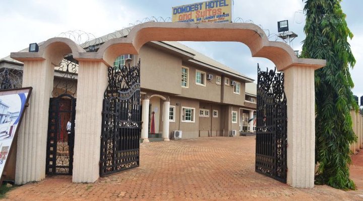 Domdest Hotel & Suites