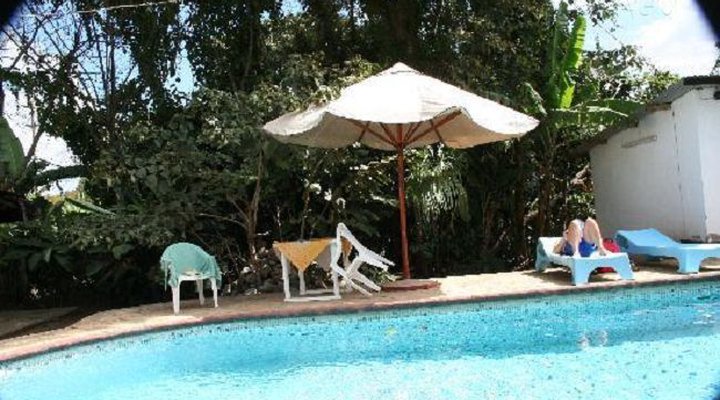 Pamoja Expeditions Lodge