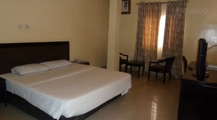 Top Rank Hotel, Onitsha