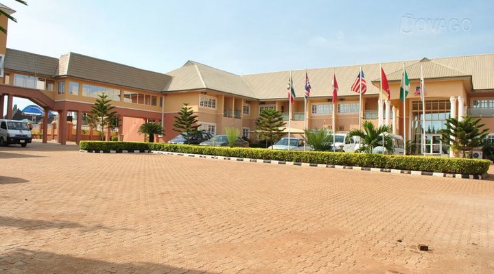HallyDay Hotel and Resort