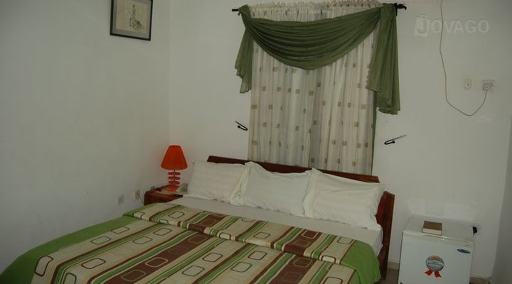 Gracious Homes
