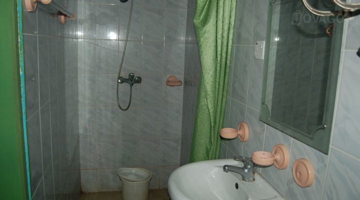 Gracious Homes