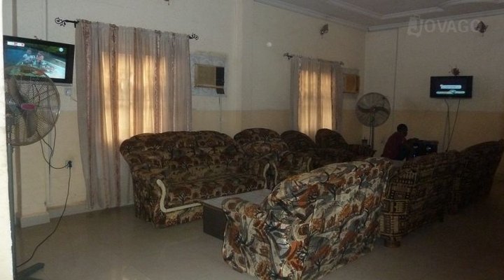 Omambala Presidential Suites, Awada
