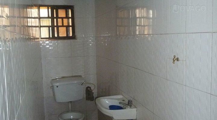 Omambala Presidential Suites, Awada