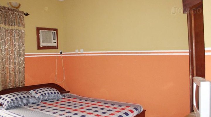 Diamond Hotel and Suites