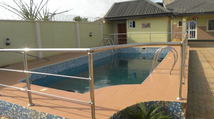 Tomotee Hotel And Suites