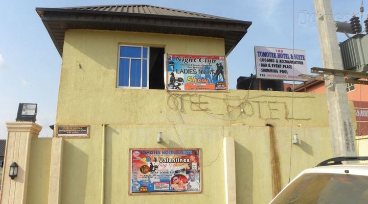 Tomotee Hotel And Suites