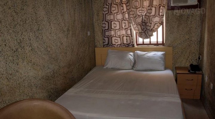 Jonore VIP Suites Hotel