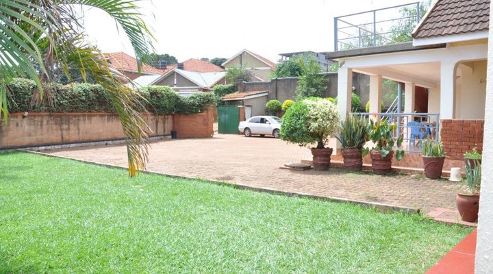 Bukoto Guest House