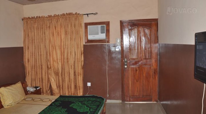 Zacbam Place