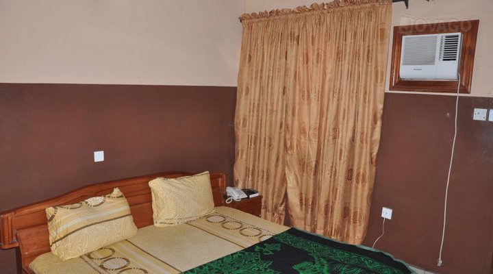 Zacbam Place