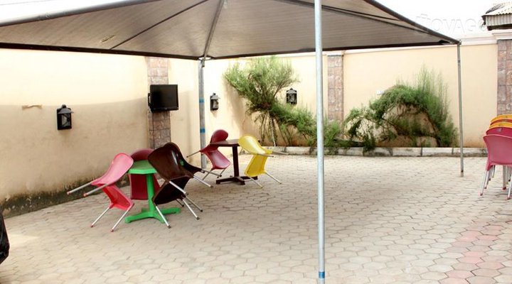 Romeo Suites & Apartments