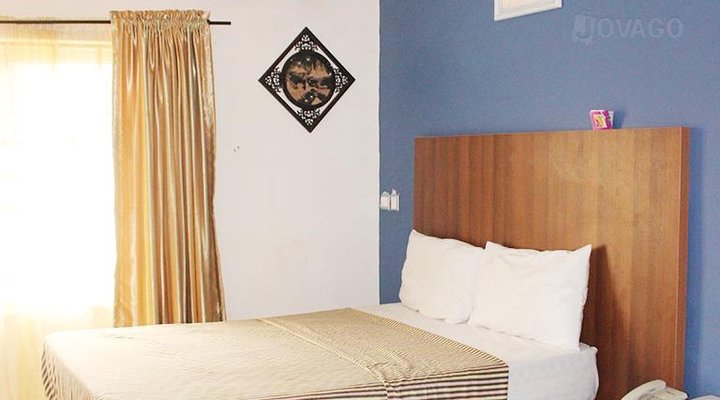 Romeo Suites & Apartments