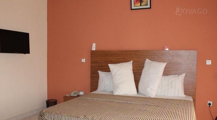 Romeo Suites & Apartments