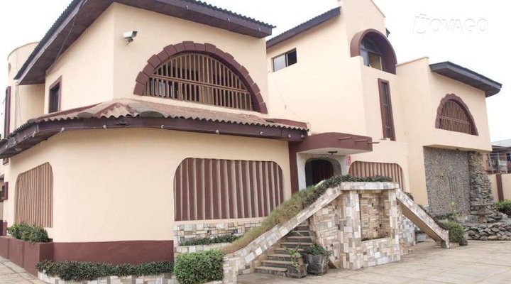 Heaven's Court Hotel and Suites