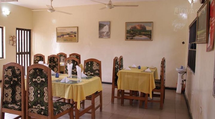 Ado Guest House, Nasarawa