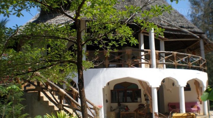Casa Umoja Guest House