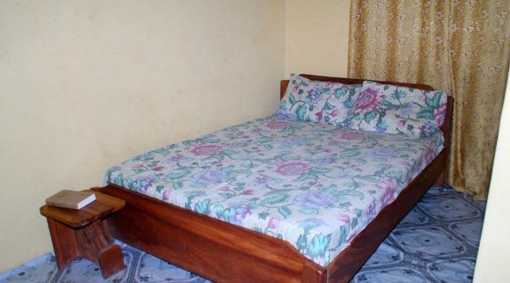 Sayom's Luxury Hotel