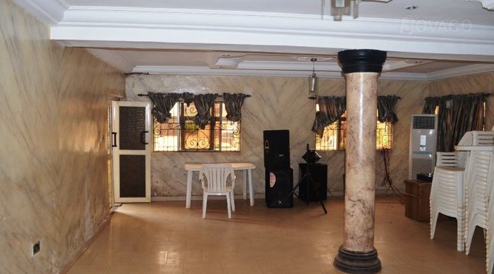 Oasis Royal Grand Hotel