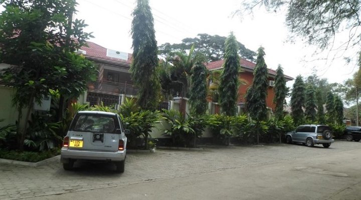 Lush Garden Business Hotel