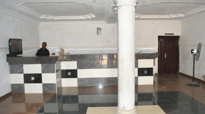 Agalama Hotel