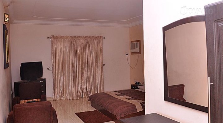 DSK Grand Hotel & Suites