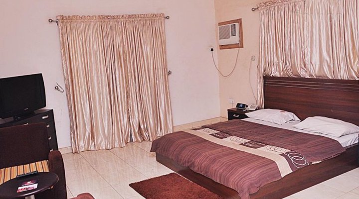 DSK Grand Hotel & Suites